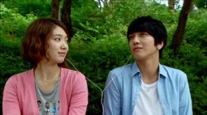 Heartstrings Korean Drama - Jung Yong Hwa and Park Shin Hye