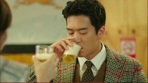 drinking-solo-ha-suk-jin-10