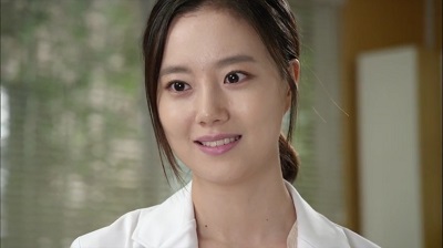 good-doctor-moon-chae-won-2