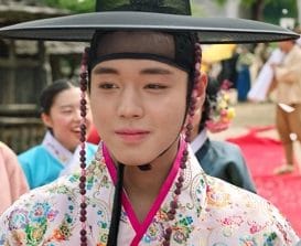 Park Ji Hoon Offered Lead Role in “Promoter”