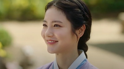 Shin Ye Eun Considering Lead Role in “High School Queen”