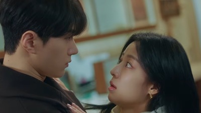 Kim Myung Soo and Kang Min Ah’s Emotions Get Entangled in New Trailer for “Love in Sync”